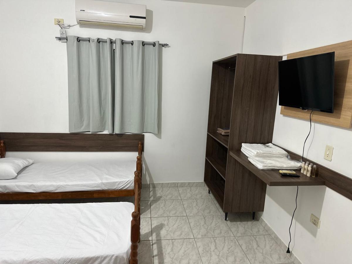 Casa Da Zeze Pousada & Hotel Itaboraí Buitenkant foto